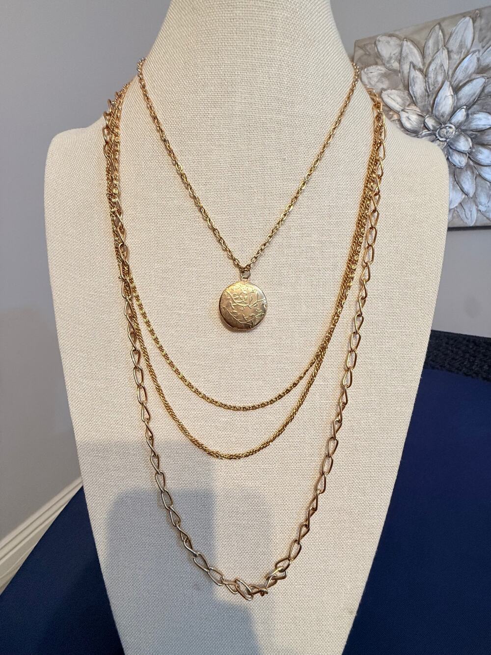 Vintage NOS Gold Tone Multi Chain Locket Necklace 18”